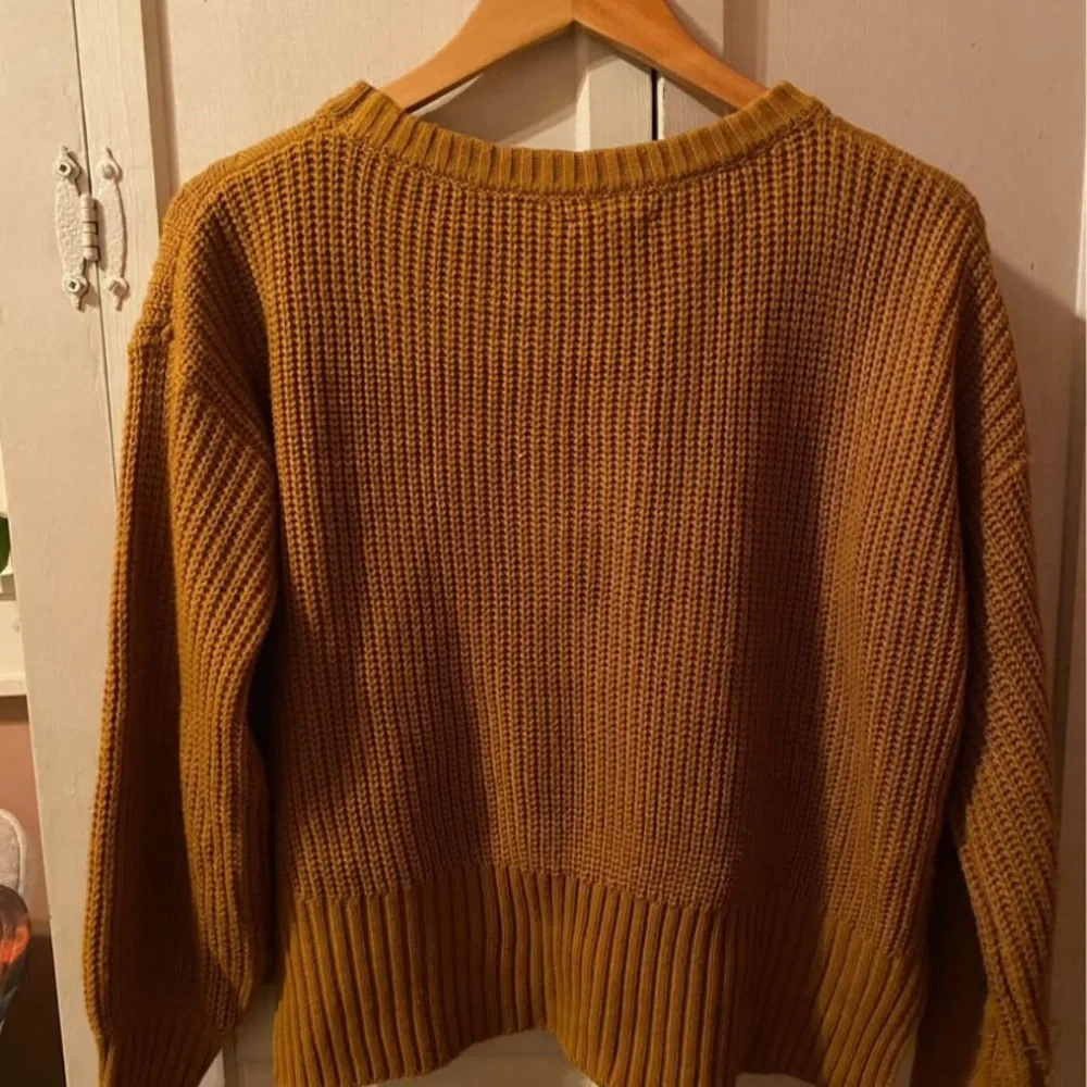 Sienna Sky Yellow Crew Neck Sweater with Chunky Knit - Picture 2 of 4